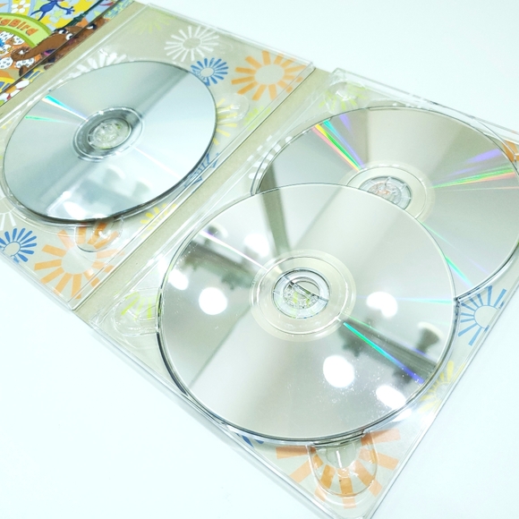 Cracked Case - Sesame Street Old School, Volume 1: 1969-1974 3 DVD Set + Insert - Picture 5 of 5